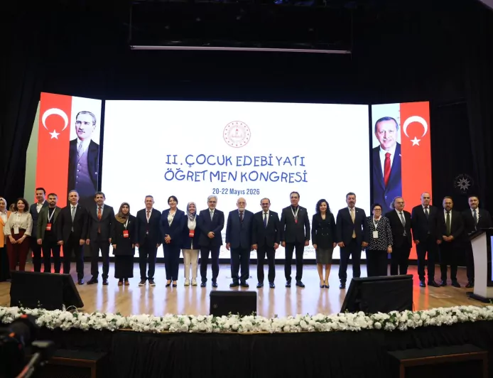Milli Eğitim Bakan Yardımcısı Ömer Faruk Yelkenci çocuk edebiyatında dijital dönüşüm kongresinin açılışına katıldı