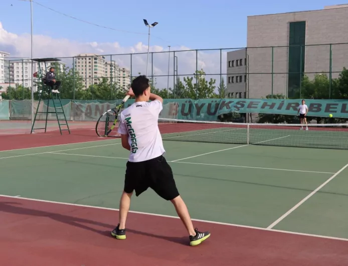 Karaköprü Belediye Başkanı Nihat Çiftçi: “Sporun gelişmesi için ortak çalışmalar yürütüyoruz”