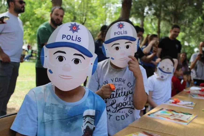 Aydın’da polis ekipleri Engelliler Haftası’nda özel öğrencilerle buluştu