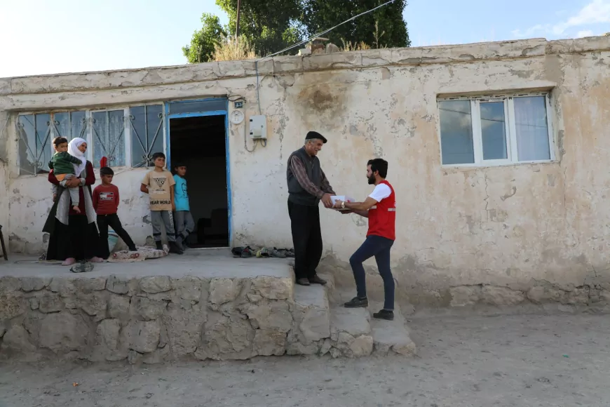 Türk Kızılay “Hilal Olsun Türkiye” Kampanyasıyla Kurban Bağışlarını İhtiyaç Sahiplerine Ulaştırıyor