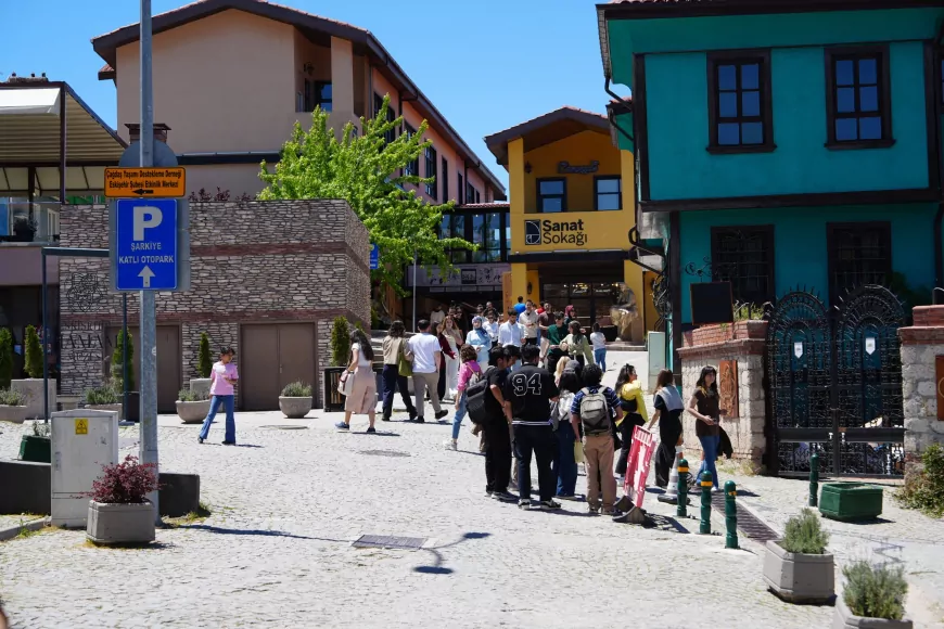 Eskişehir Büyükşehir Belediye Başkanı Ayşe Ünlüce: “9 günlük tatilde şehrimiz büyük ilgi gördü”