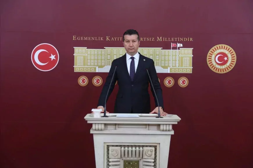 CHP Burdur Milletvekili İzzet Akbulut: “İktidar emekçiyi değil, sermaye gruplarını büyüttü”