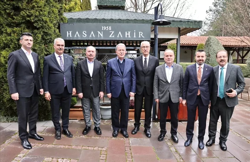 TBMM Milli Savunma Komisyonu Başkanı Hulusi Akar ve milletvekilleri Çorum’da temaslarda bulundu