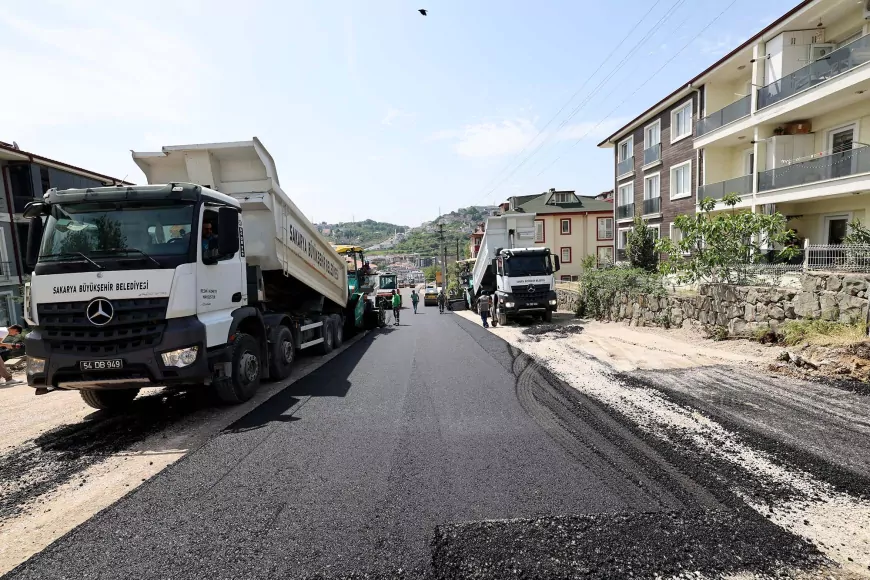 Serdivan’da trafiği rahatlatacak yeni güzergâhta asfalt çalışması başladı