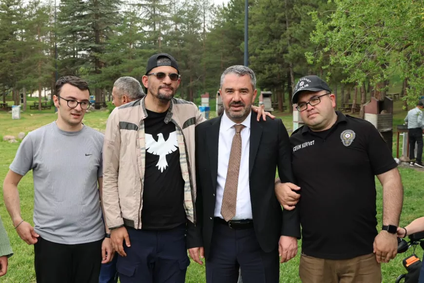 Pursaklar’da özel gereksinimli çocuklar için piknik etkinliği