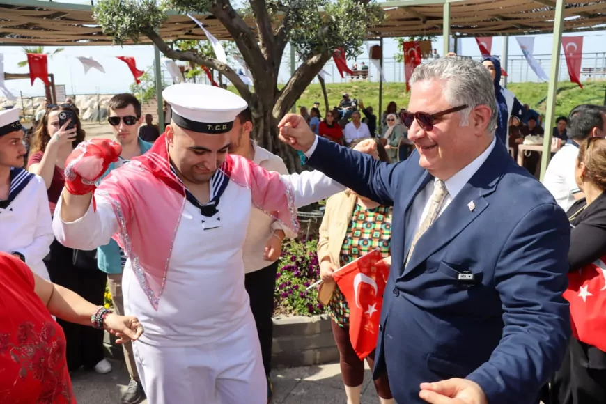 Başkan Mehmet Gürel, Temsili Askerlik Heyecanına Ortak Oldu