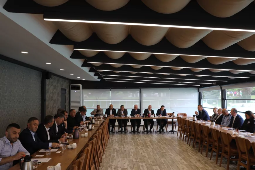 Bursa Büyükşehir Belediyesi Zabıta Dairesi Başkanlığı 17 İlçe Müdürü ile Kurban Bayramı Önlemlerini Koordineli Şekilde Belirledi