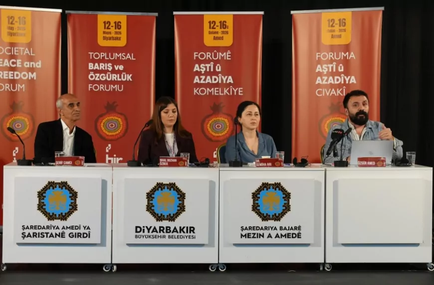 Diyarbakır’da “Kürt Meselesi Bağlamında Yoksulluğun İdeolojisi” panelinde sosyal adalet ve ekonomik eşitlik vurgusu