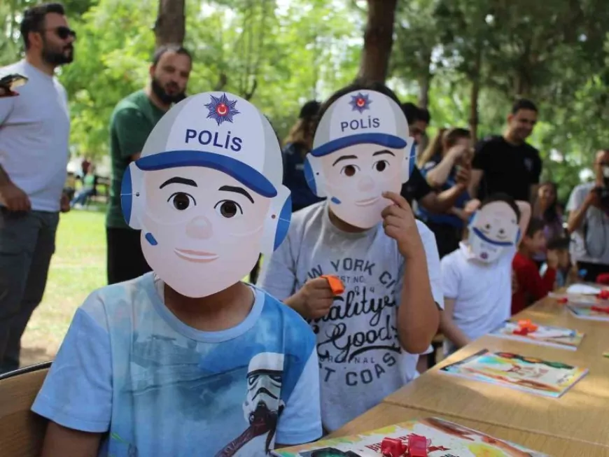 Aydın’da polis ekipleri Engelliler Haftası’nda özel öğrencilerle buluştu