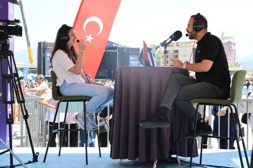 Kocaeli EnFest’te Doğancan Özadlı gençlerle podcast yayınında buluştu