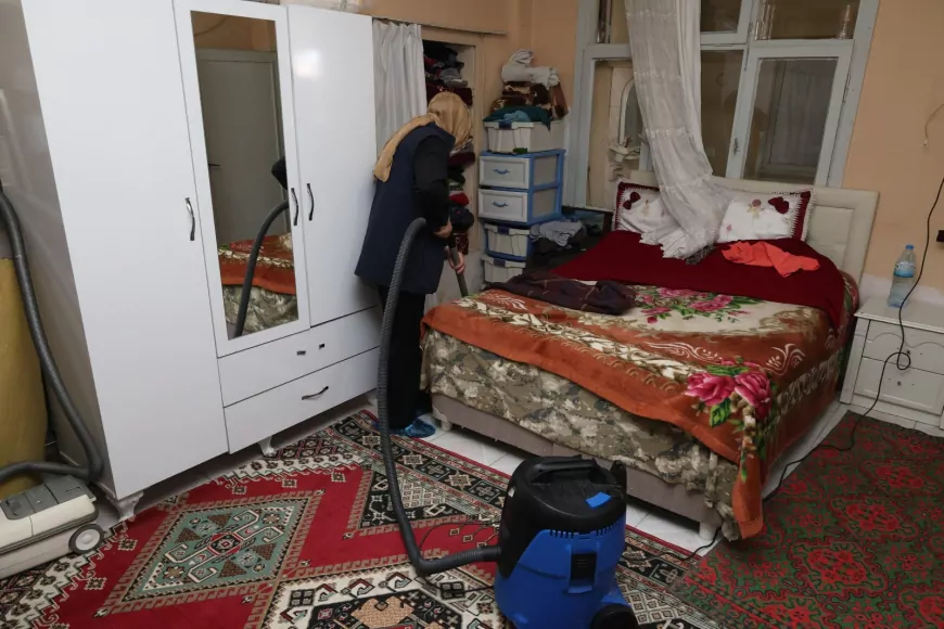 Hatay Büyükşehir Belediyesi Kurban Bayramı Öncesi İhtiyaç Sahibi Vatandaşların Evlerinde Hijyen Çalışması Başlattı