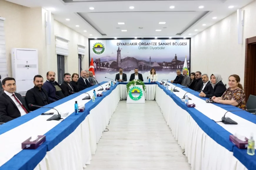 Diyarbakır Büyükşehir Belediyesi Eşbaşkanları Serra Bucak ve Doğan Hatun’dan OSB Yönetimine Tebrik Ziyareti