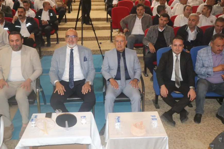 Şanlıurfa Büyükşehir Belediyesi Şoförlerine “Fermuar Sistemiyle Yaşama Yol Ver” Eğitimi Verildi
