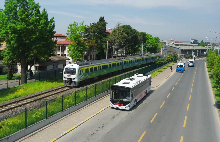 Sakarya Büyükşehir Belediyesi Kurban Bayramı’nda ADARAY, Metrobüs ve Otobüsleri Ücretsiz Hizmete Açıyor