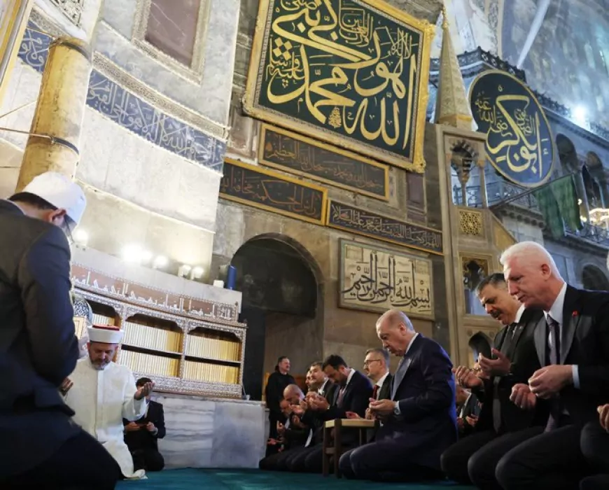 Cumhurbaşkanı Recep Tayyip Erdoğan: “İstanbul akşam bir başka güzel olacak ve yıldızlar gösteri yapacak”