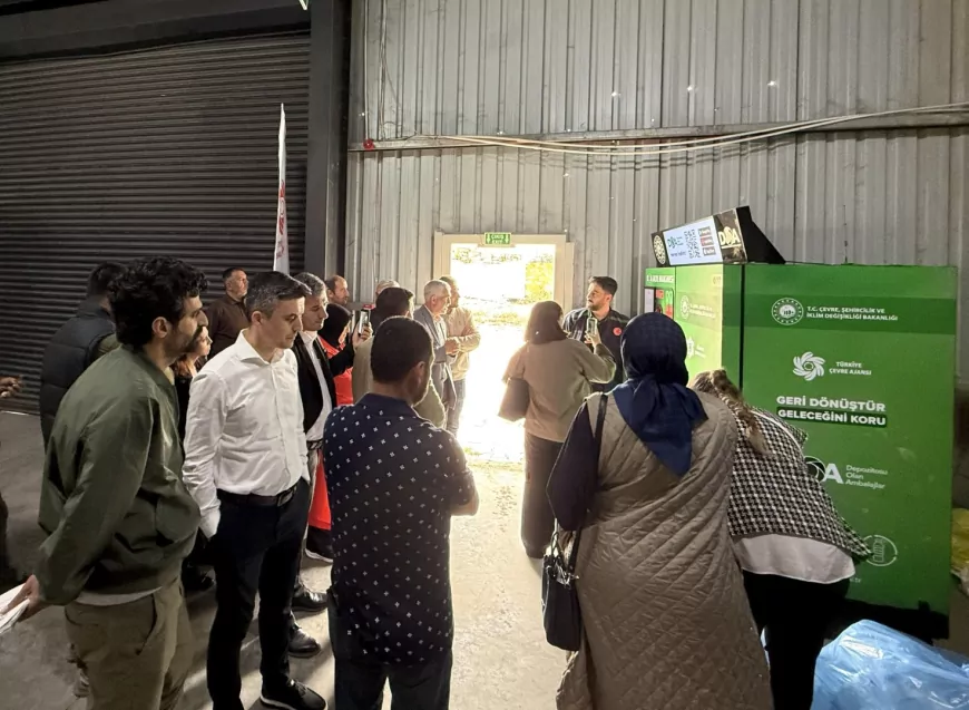 Kocaeli Büyükşehir Belediyesi koordinasyonunda sıfır atık çalışmaları değerlendirildi, depozito sistemi yerinde incelendi