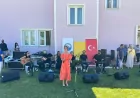 Van Büyükşehir Belediyesi Konservatuvarı Çocuk Evleri Sitesindeki Çocuklarla Müzik Dolu Bir Gün Buluşturdu
