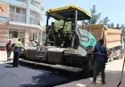 Diyarbakır Büyükşehir Belediyesi ve Silvan Belediyesi Selden Zarar Gören Eğitim Caddesi’ni Sıcak Asfaltla Yeniliyor