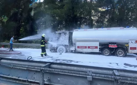 Marmaris Çamlı Mahallesi’nde Akaryakıt Tankerinde Çıkan Yangın Ekiplerin Müdahalesiyle Söndürüldü