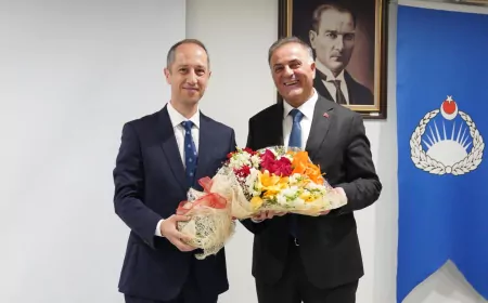 İBB Başkanvekili Nuri Aslan: “Hakan Müdürümüze Kavuştuğumuz Gibi Haksızlığa Uğrayan Tüm Yol Arkadaşlarımıza da Kavuşacağız”