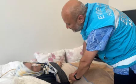 Kamu Hastaneleri Hizmetleri Başkanı Op. Dr. Serkan Ceyhan Evde Sağlık Hastalarını Ziyaret Ederek Hizmet Süreçlerini Yerinde İnceledi