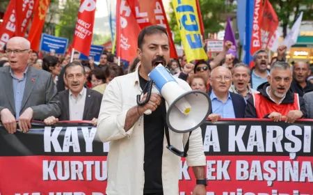 CHP Eskişehir İl Başkanı Talat Yalaz Hakkında Açılan Davaya Parti Teşkilatından Destek Mesajı