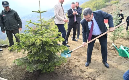 TRABZON BÜYÜKŞEHİR BELEDİYE BAŞKANI AHMET METİN GENÇ: “ÇEVREYİ KORUMAK HEPİMİZİN ORTAK SORUMLULUĞUDUR”