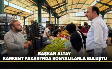 Konya Büyükşehir Belediye Başkanı Uğur İbrahim Altay Karkent Pazarı’nda esnaf ve vatandaşlarla bir araya geldi