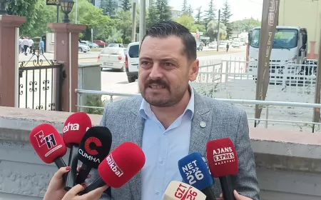 Yİ PARTİ ESKİŞEHİR İL BAŞKANI SERDAR ULUCAN: “ÇİFTÇİMİZİN EMEĞİ VE ALIN TERİ KORUNMUYOR”