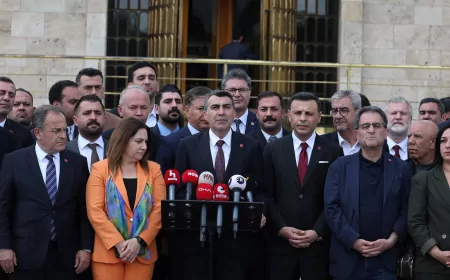 CHP’de Kurultay Çağrısı: “Türkiye’nin Kaybedecek Vakti Yok, Önce Kurultay Sonra İktidar”