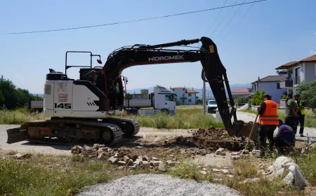 Yerel Yönetimler Muğla Büyükşehir Belediyesi MUSKİ Yatağan Yeni Mahalle’de yıllardır süren kanalizasyon sorununa çözüm için çalışma başlattı