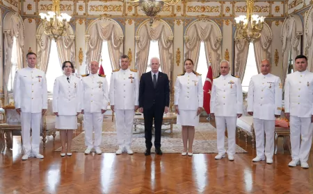 İstanbul Valisi Davut Gül: “Sahil Güvenlik Komutanlığı Mavi Vatan’ın Güvenliğinde Büyük Bir Görev Yürütüyor”