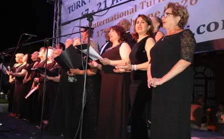Van’da Düzenlenen 10. Uluslararası Türk Müziği Korolar Festivali Sanatseverlere Unutulmaz Bir Gece Yaşattı