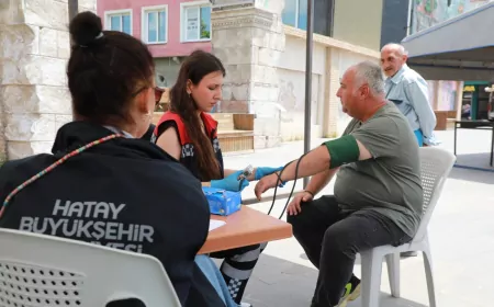 Hatay Büyükşehir Belediyesi Erzin'de Düzenlediği Ücretsiz Sağlık Taramasıyla Sağlık Farkındalığını Güçlendirdi