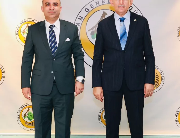 SASMER Başkanı Delil Ateş Orman Genel Müdürü Bekir Karacabey ile ormancılık çalışmaları ve Yeşil Vatan gündemini değerlendirdi