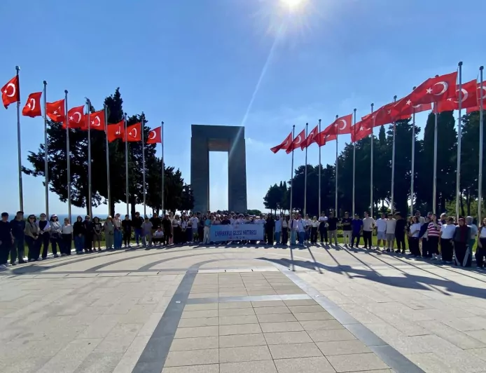 İstanbul Valiliği Himayesinde 4 Bin 689 Öğrenci Çanakkale Destanının Yazıldığı Tarihi Alanları Ziyaret Etti