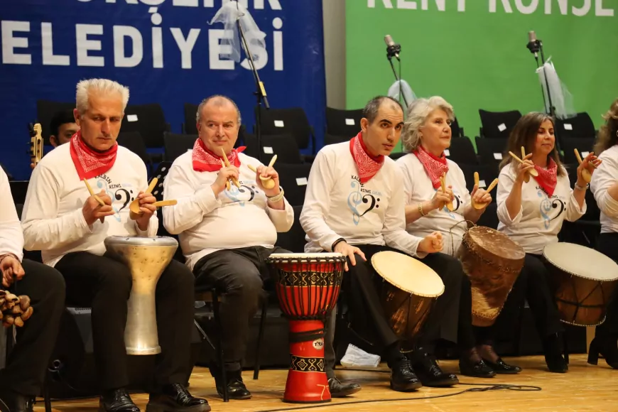 Bursa Kent Konseyi Engelliler Meclisi’nin “Yaza Merhaba” Konseri Sanatseverlerden Yoğun İlgi Gördü
