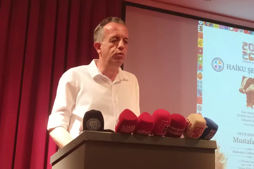 Eskişehir’de Haiku Şöleni Yoğun Katılımla Gerçekleşti, Mustafa Köz’e Onur Plaketi Takdim Edildi