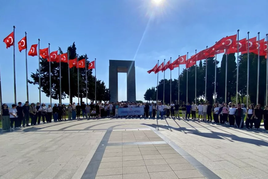 İstanbul Valiliği Himayesinde 4 Bin 689 Öğrenci Çanakkale Destanının Yazıldığı Tarihi Alanları Ziyaret Etti