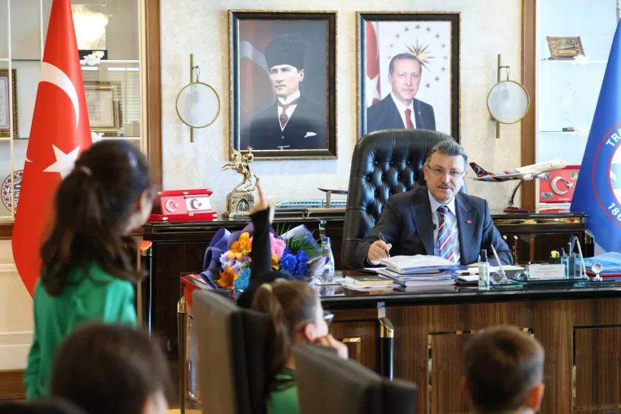 Trabzon Büyükşehir Belediye Başkanı Ahmet Metin Genç: “Raylı Sistemi Birkaç Yıl İçinde Şehir Merkezine Ulaştıracağız”