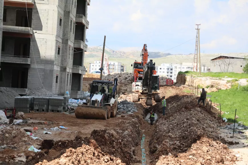 MARSU, Artuklu Nur Mahallesi’nde 1.550 Metrelik Atıksu Hattı Çalışmasını Tamamladı