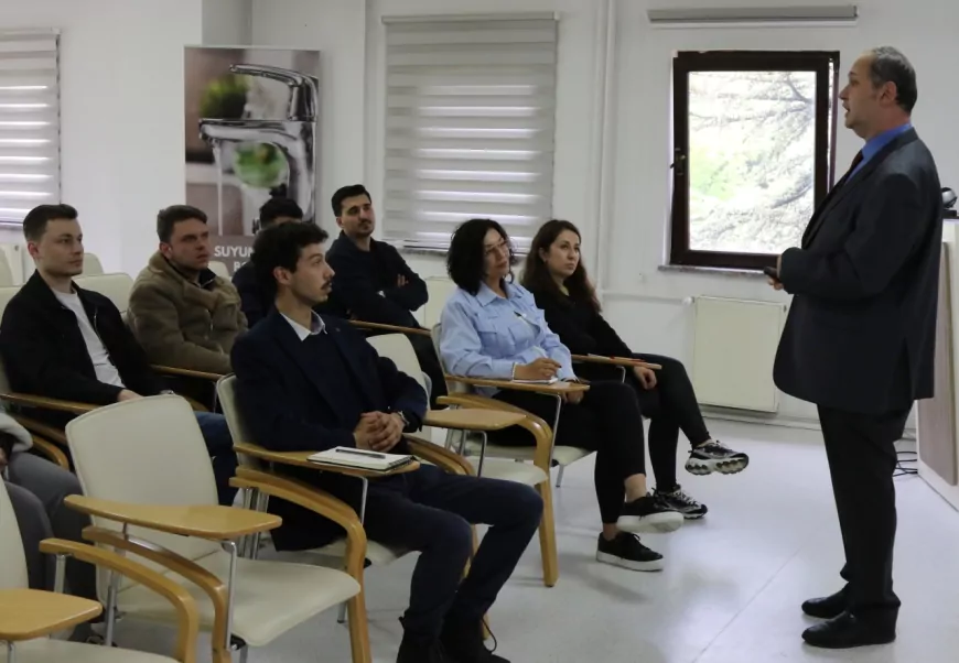 Eskişehir ESKİ Personeline Etik Davranış İlkeleri ile Sosyal Medya ve Yapay Zekâ Etiği Eğitimi Verildi
