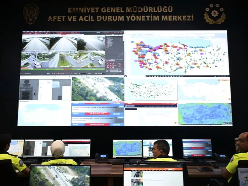 Emniyet Genel Müdürlüğü Bayram Trafiğini Trafik İzleme Merkezi’nden Anlık Olarak Takip Ediyor