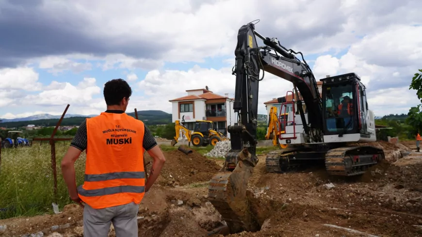 Muğla Büyükşehir Belediyesi Yatağan Madenler Mahallesi’nde Kanalizasyon Sorununu Çözmek İçin Altyapı Çalışmalarına Başladı