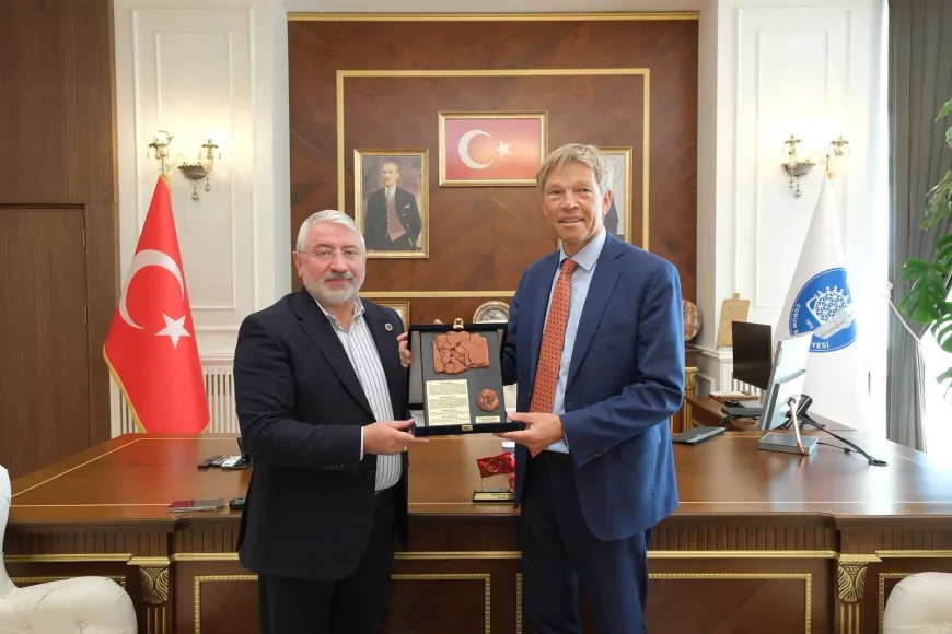Yerel Yönetimler Çorum Belediye Başkanı Dr. Halil İbrahim Aşgın: “Çorum Adeta Süper Lig’de Yer Alan Bir Şehirdir”