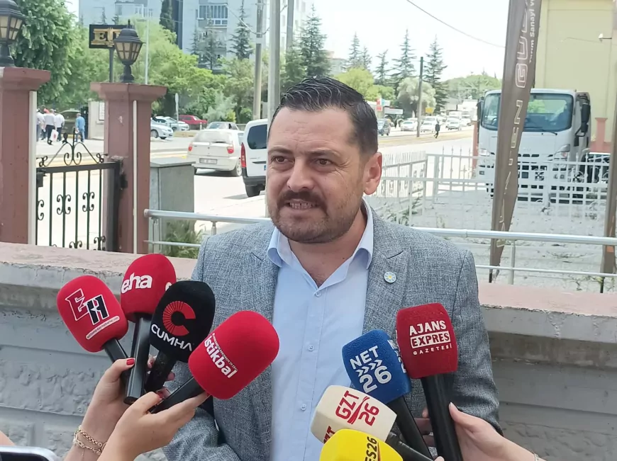 Yİ PARTİ ESKİŞEHİR İL BAŞKANI SERDAR ULUCAN: “ÇİFTÇİMİZİN EMEĞİ VE ALIN TERİ KORUNMUYOR”