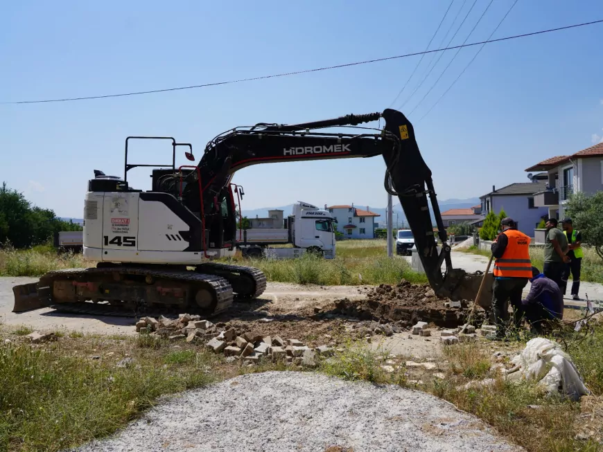 Yerel Yönetimler Muğla Büyükşehir Belediyesi MUSKİ Yatağan Yeni Mahalle’de yıllardır süren kanalizasyon sorununa çözüm için çalışma başlattı