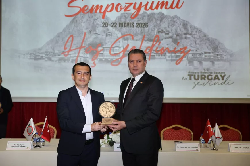 Amasya’da Düzenlenen Uluslararası Kültür ve Sanat Sempozyumu Bilim İnsanları ve Sanatçıları Bir Araya Getirdi