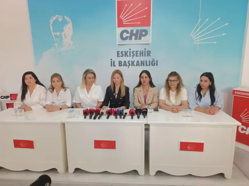 CHP Eskişehir İl Kadın Kolları Başkanı Sibel Yeşildal: “Kadın örgütünün iradesini atanmış yapılara teslim etmeyeceğiz”