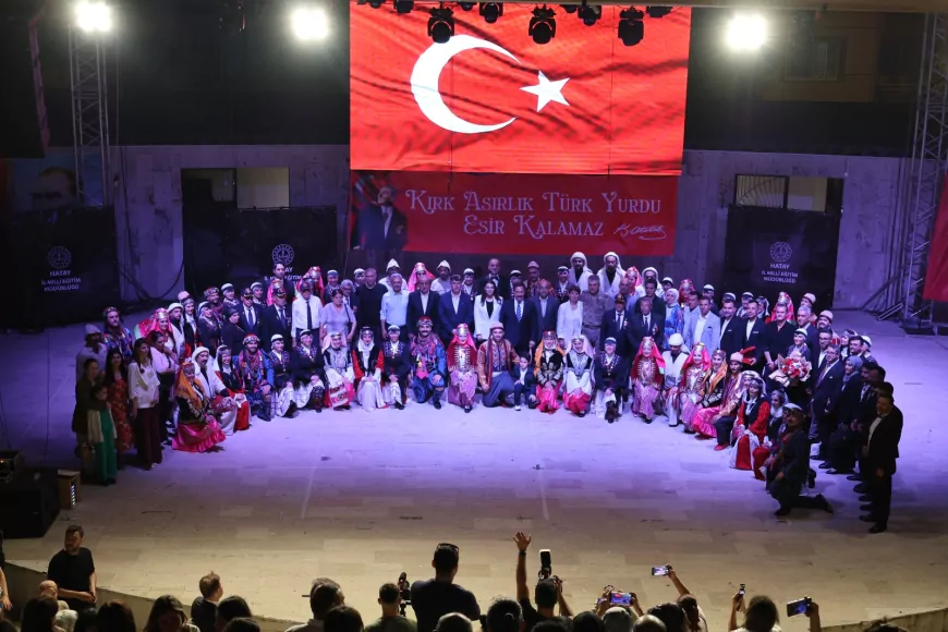 Hatay’ın Ana Vatana Katılışının 87. Yılı Defne’de Düzenlenen Etkinlikle Coşkuyla Kutlandı